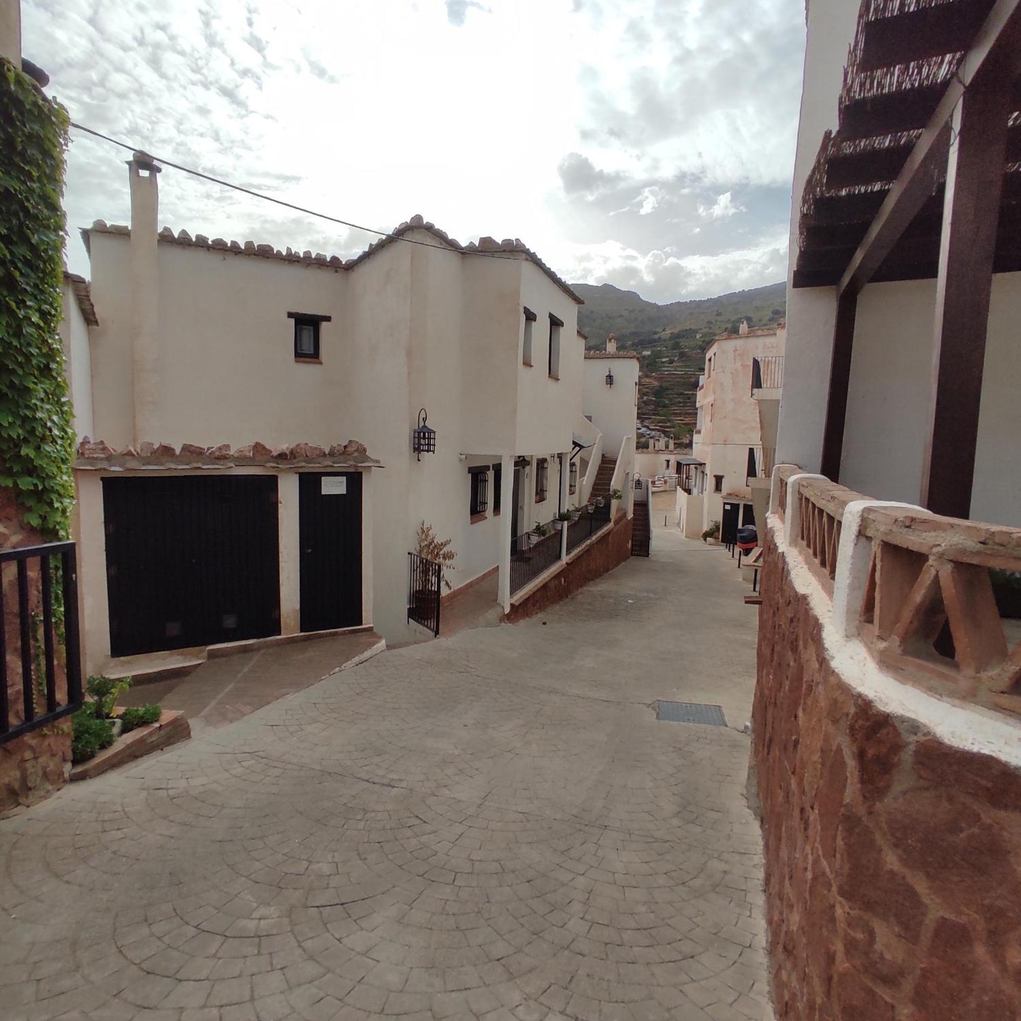 La Castana Y La Uva Apartment Ohanes Exterior photo